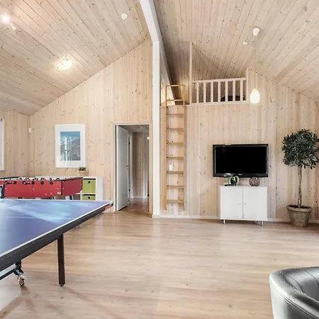 Lovely In With Kitchen Holiday home